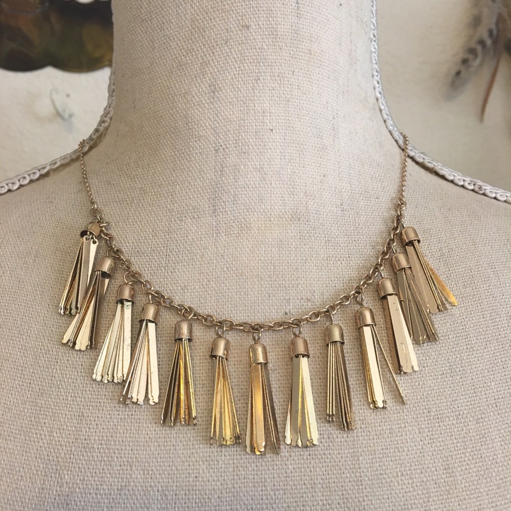 Gold plated tassel fringe rolo chain necklace